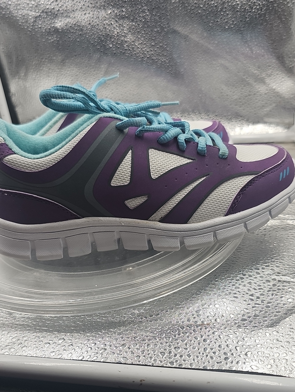 W Purple And White Shoe Sz 6.5 - Picture 4 of 5